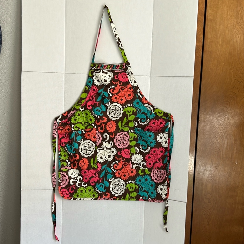 Vera Bradley apron.  Vibrant floral print.